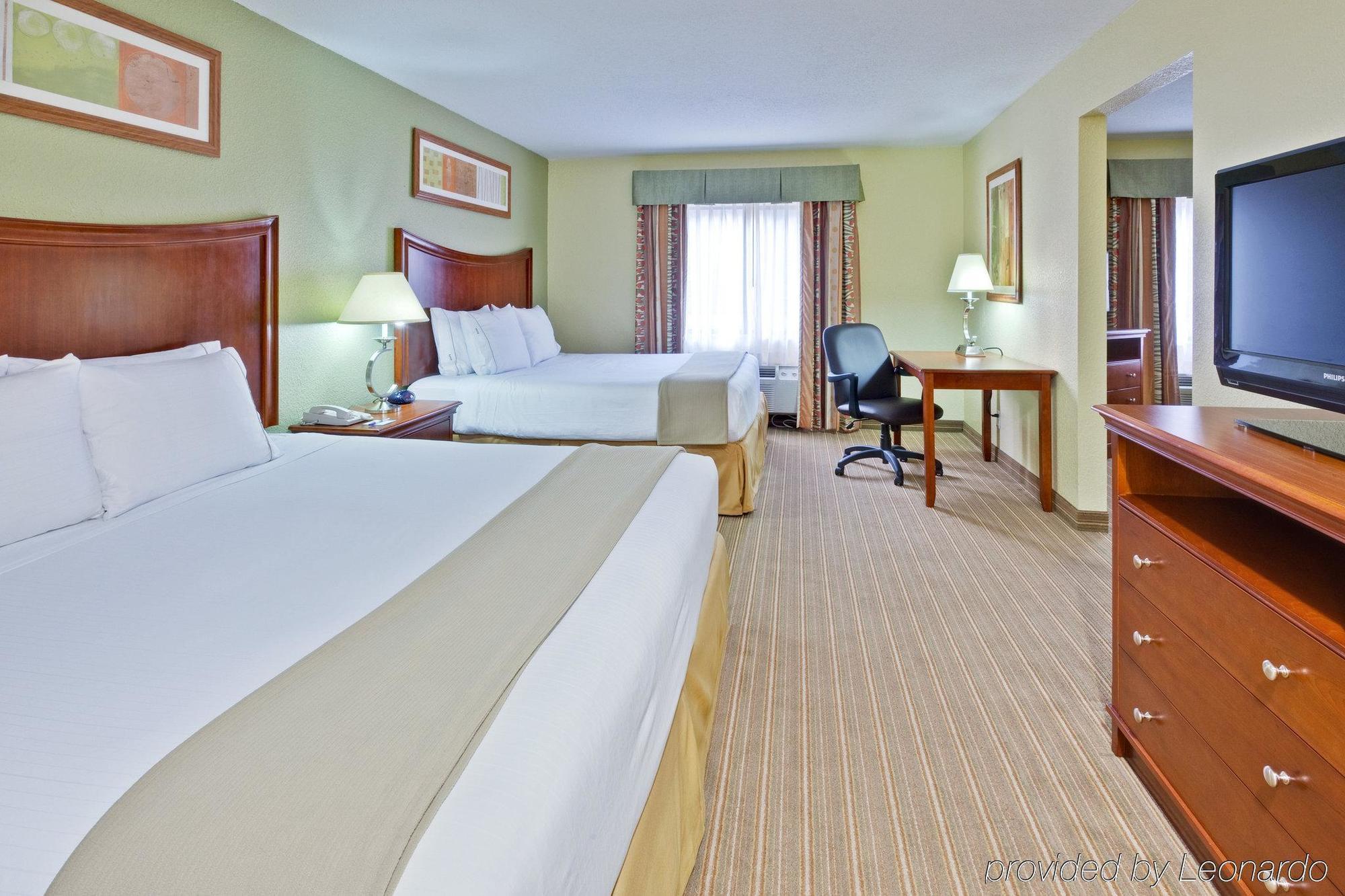 Holiday Inn Express Winfield - Teays Valley Hurricane Habitación foto