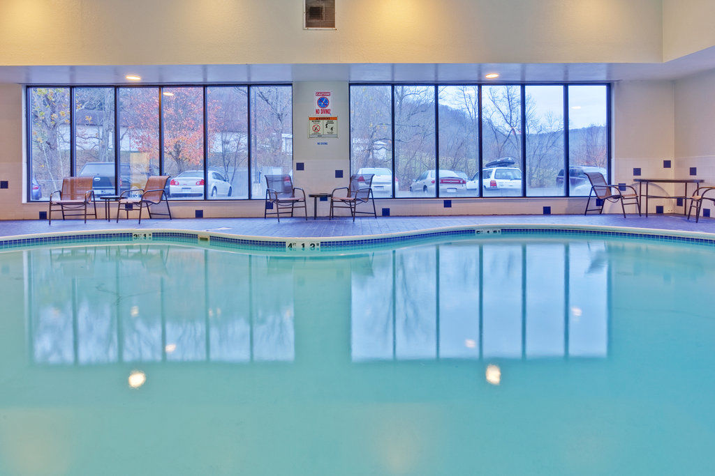 Holiday Inn Express Winfield - Teays Valley Hurricane Facilidades foto